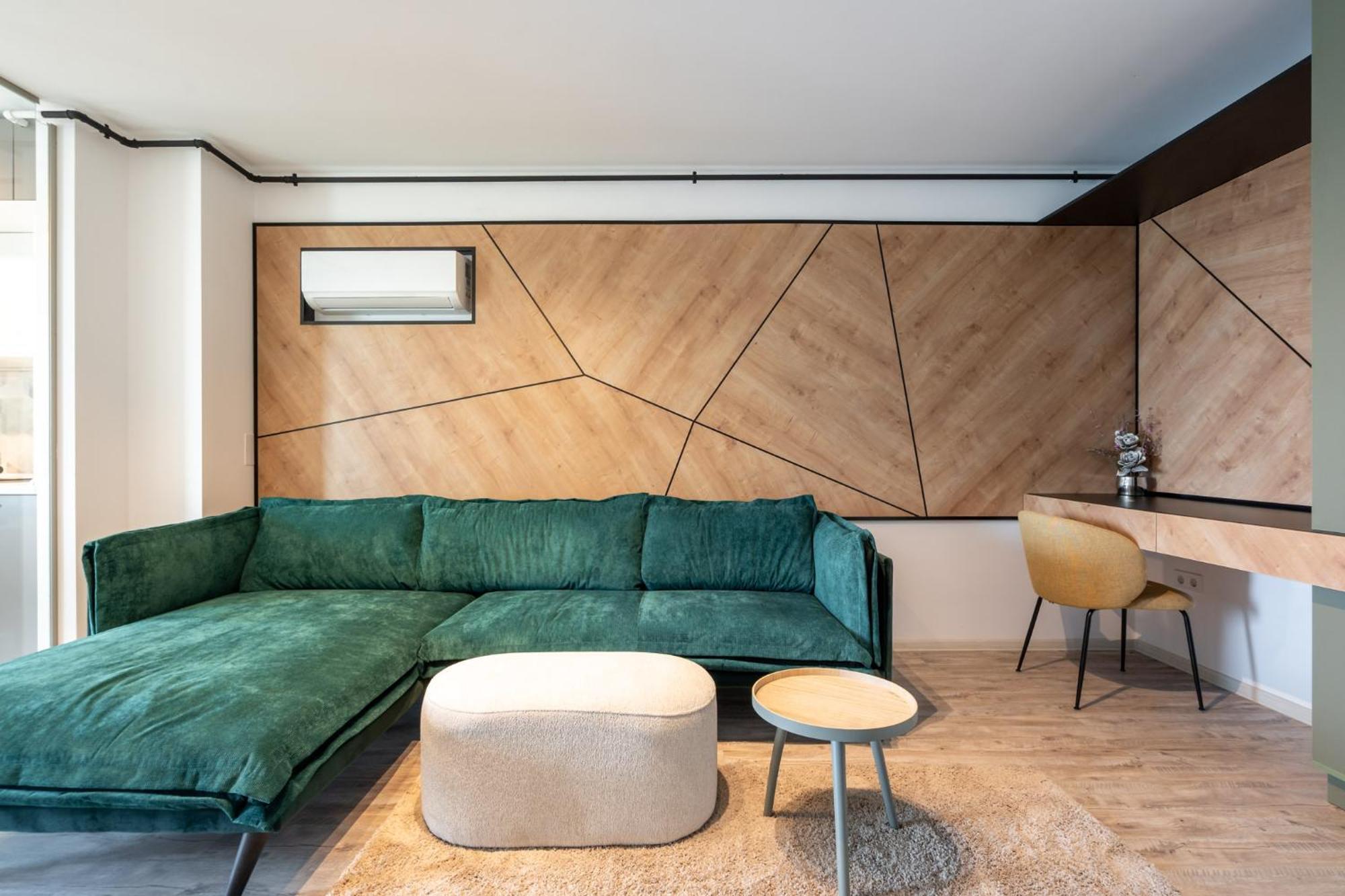 Classy Sassy - Elegant Escape In Timpuri Noi Bukarest Exteriör bild