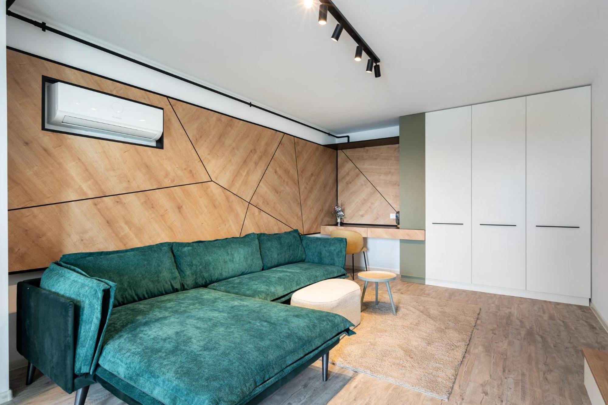 Classy Sassy - Elegant Escape In Timpuri Noi Bukarest Exteriör bild