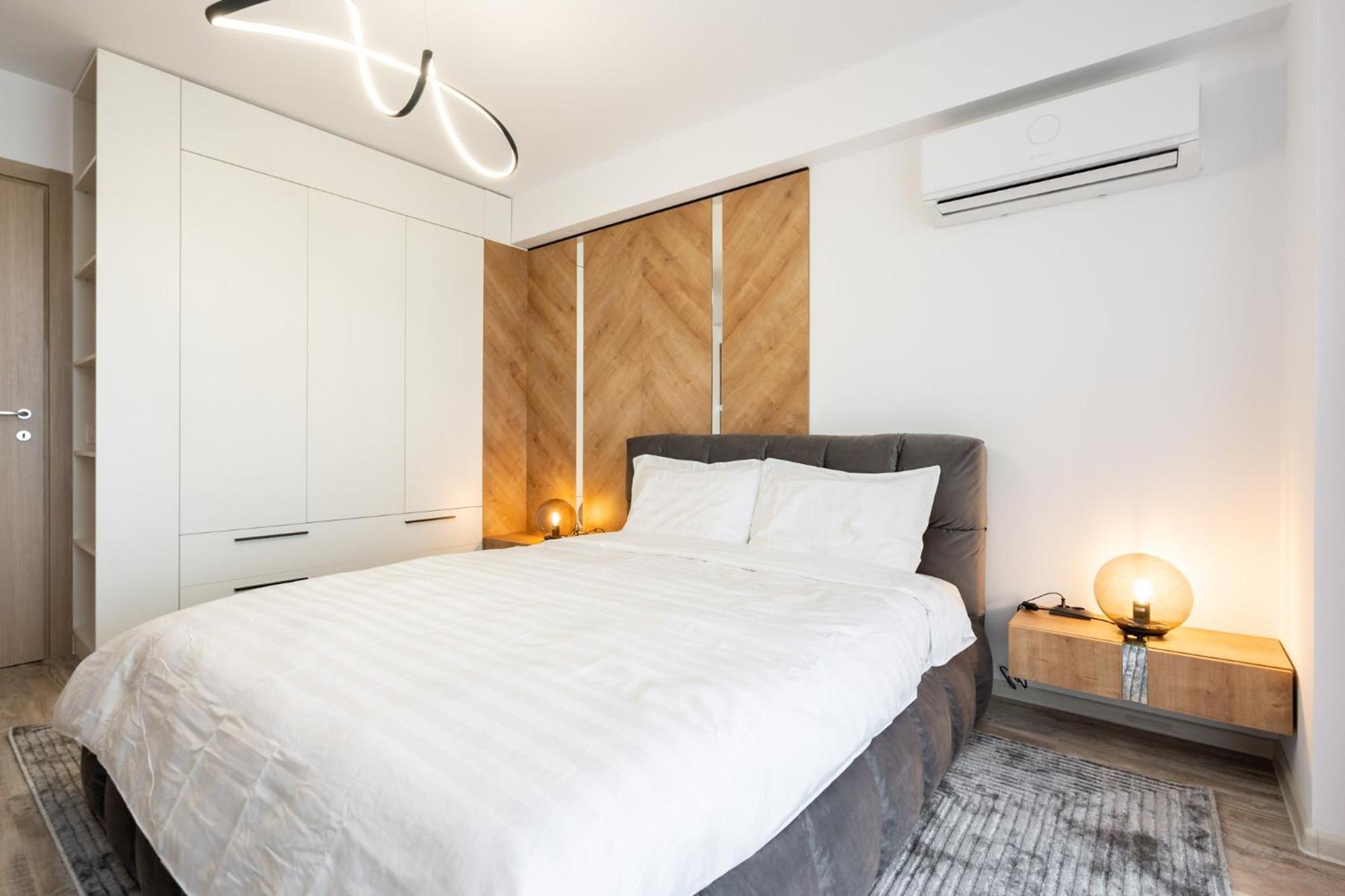 Classy Sassy - Elegant Escape In Timpuri Noi Bukarest Exteriör bild