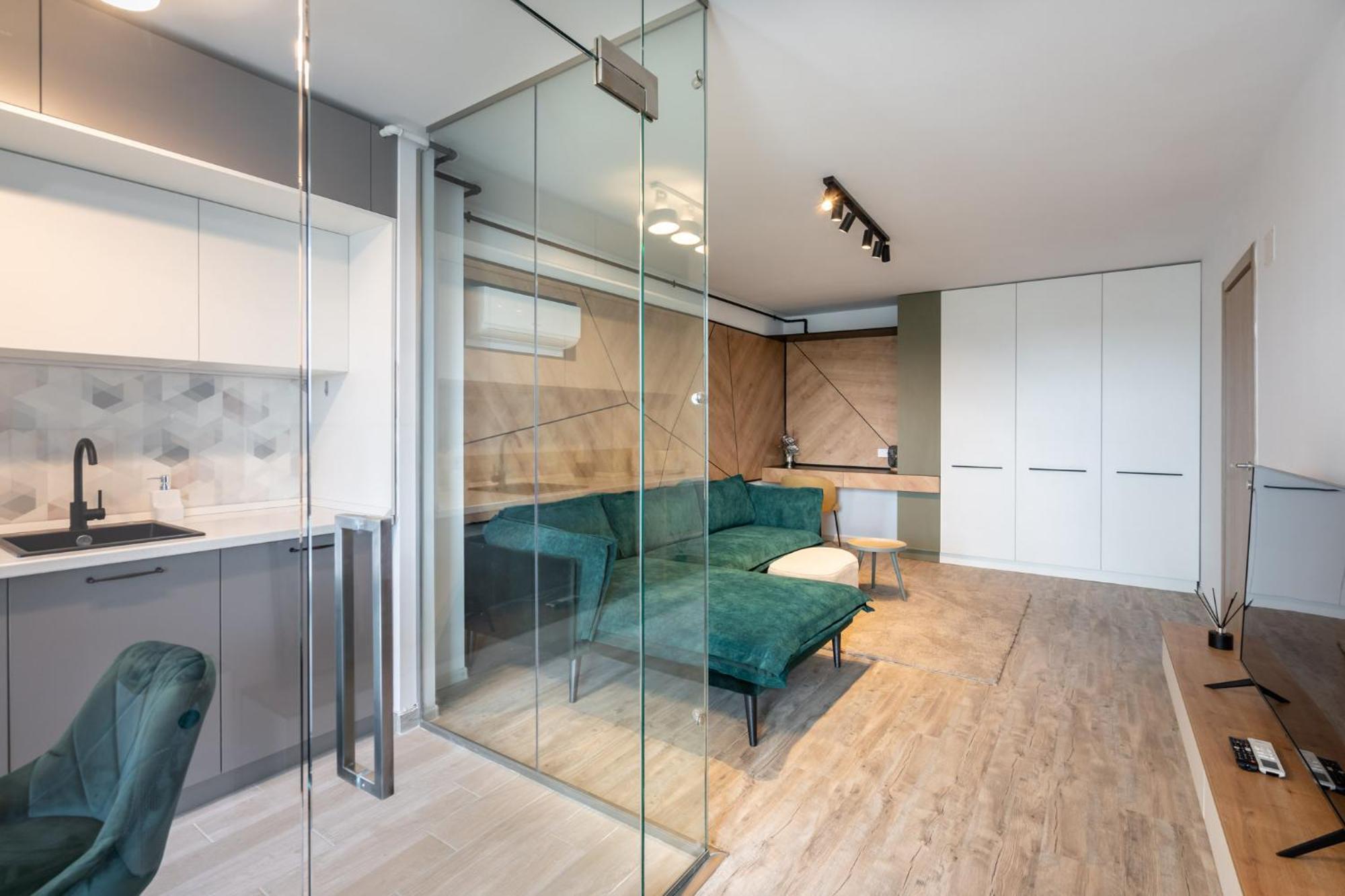 Classy Sassy - Elegant Escape In Timpuri Noi Bukarest Exteriör bild
